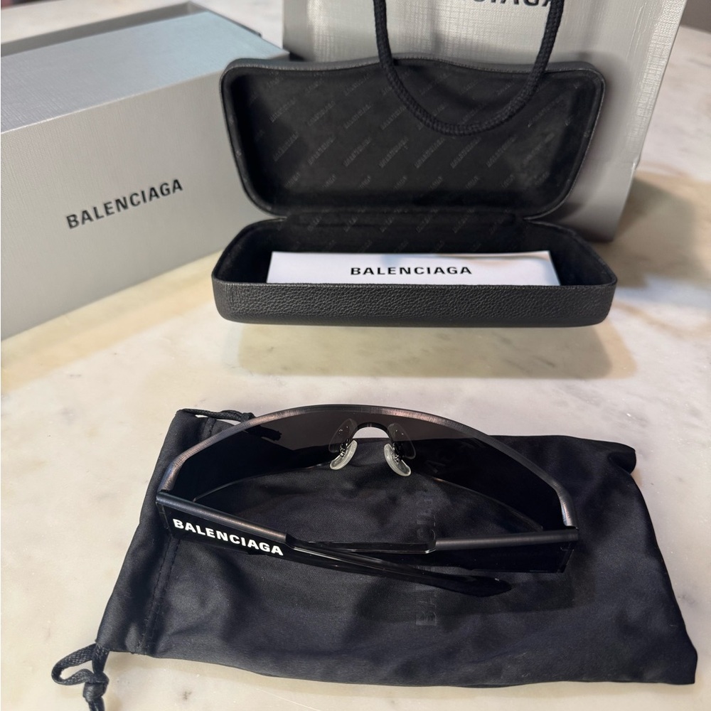 Black Balenciaga Sunglasses - Picture 4 of 4